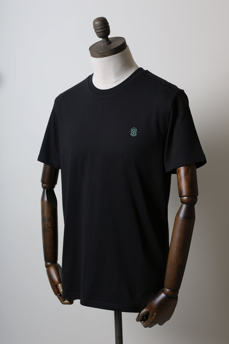 Basic best sale tee black