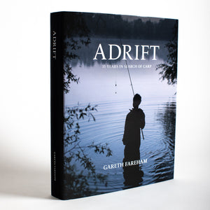 
                  
                    Laden Sie das Bild in den Galerie-Viewer, ADRIFT - 35 YEARS IN SEARCH OF CARP | Gareth Fareham
                  
                