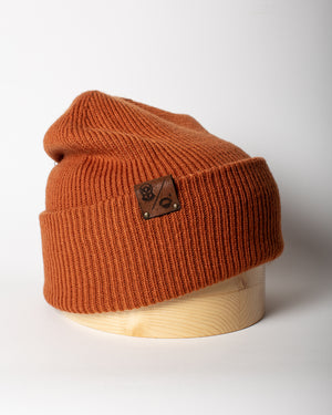 
                  
                    Laden Sie das Bild in den Galerie-Viewer, LTD ED &amp;#39;SUB X CARPWORLD&amp;#39; Collab Beanie
                  
                