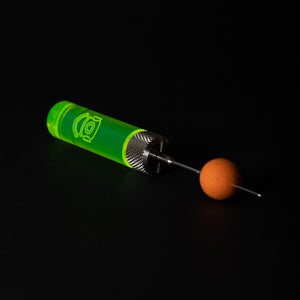
                  
                    Laden Sie das Bild in den Galerie-Viewer, GEERT OOMS X SUB | Fluoro Old Skool Baiting Needle
                  
                