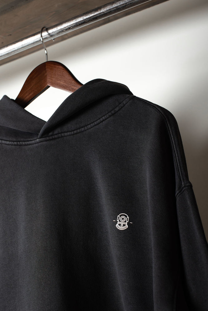 
                  
                    Load image into Gallery viewer, &amp;#39;ICON&amp;#39; Oversize Hood | Vintage Black
                  
                