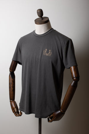 
                  
                    Charger l&amp;#39;image dans la galerie, &amp;#39;LUCKY&amp;#39; Tee | Aged Steel Grey
                  
                