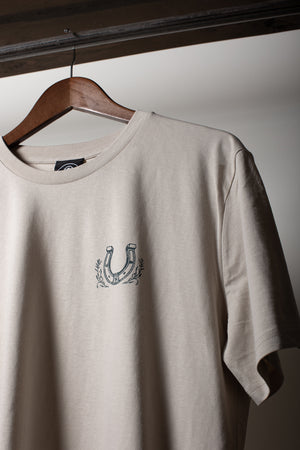 
                  
                    Charger l&amp;#39;image dans la galerie, &amp;#39;LUCKY&amp;#39; Tee | Sand
                  
                